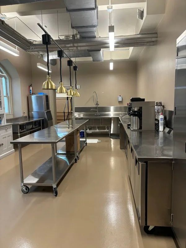 Commercial blender
